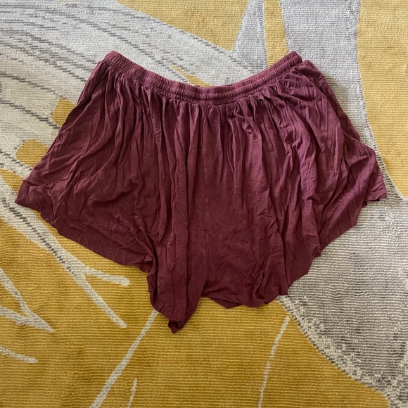 Burgundy Drawstring Jersey Shorts- POL - Picture 4 of 11